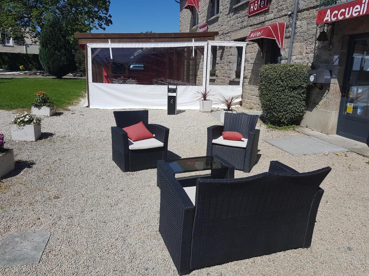 Auberge Le Guinefort Léhon Exteriör bild